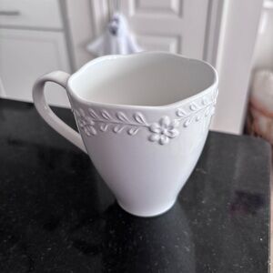 Lenox White Floral Embossed Mug